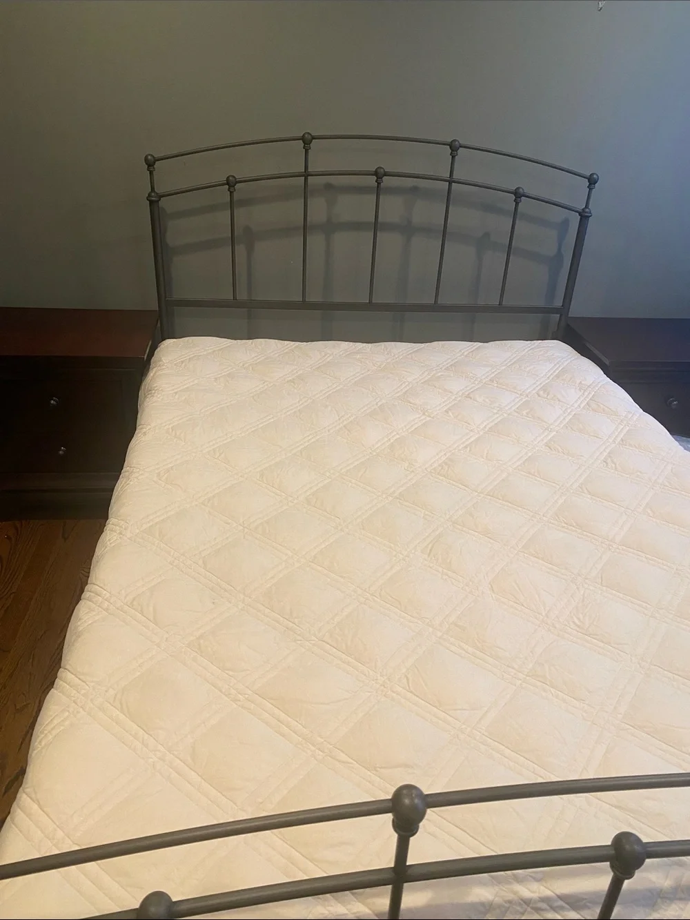 Land’s End Down Filled quilted comforter cream light peach